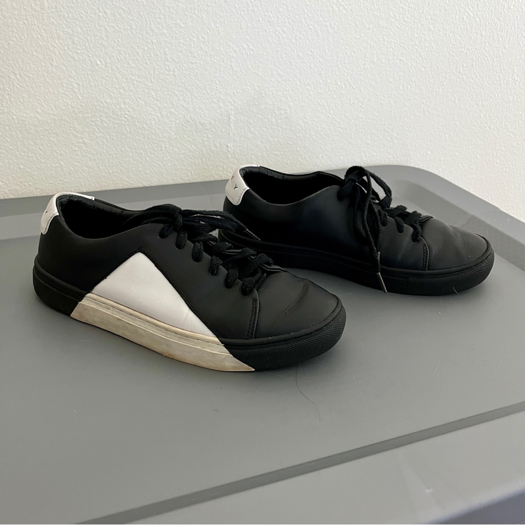 They New York Womens Leather Triangle Lace Up Sneakers Sz 365